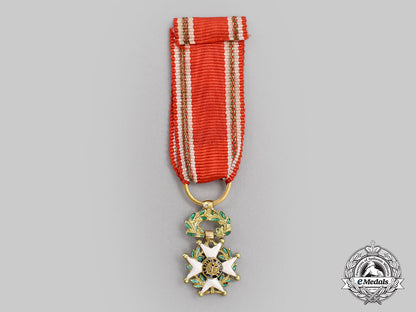 spain,_kingdom._a_royal_and_military_order_of_saint_ferdinand,_miniature_ii_class_in_gold,_c.1830_l22_mnc2056_031_1