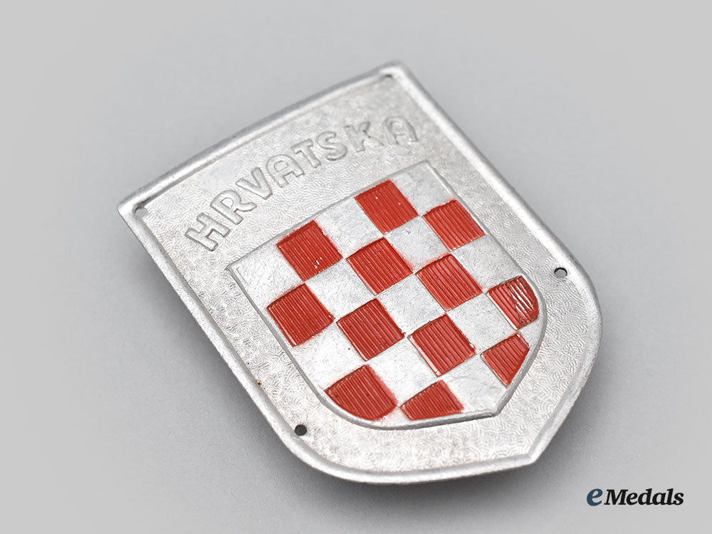 croatia,_independent_state._an_italian-_croatian_legion_badge_l22_mnc2058_370