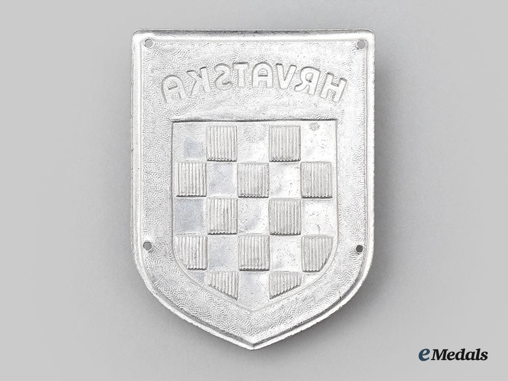 croatia,_independent_state._an_italian-_croatian_legion_badge_l22_mnc2064_371
