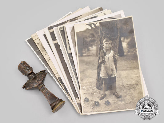 yugoslavia,_kingdom._a_bronze_stamp_of_alexander_i_and_photos_of_the_karadjordjevic_royal_family_l22_mnc2106_050