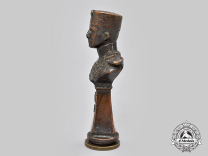 yugoslavia,_kingdom._a_bronze_stamp_of_alexander_i_and_photos_of_the_karadjordjevic_royal_family_l22_mnc2108_052