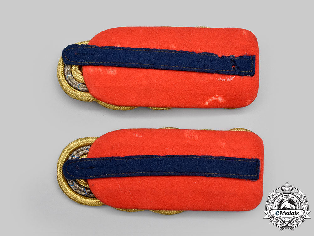 bavaria,_kingdom._a_set_of_generalmajor_greatcoat_shoulder_boards_l22_mnc2135_080_1_1