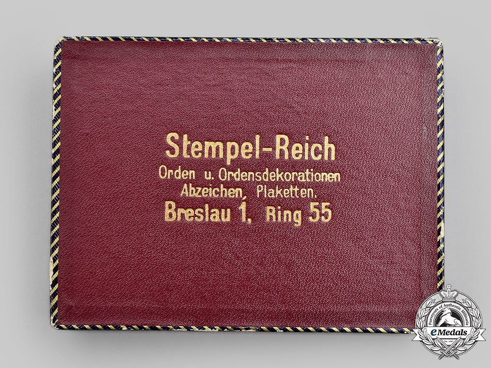 germany,_imperial._a_medal_bar_for_first_world_war_service,_with_presentation_case,_by_max_reich_l22_mnc2138_086