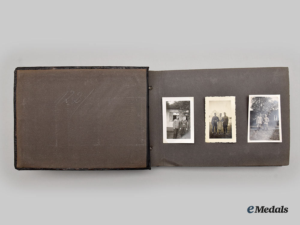 germany,_wehrmacht._a_private_wartime_photo_album_l22_mnc2168_400_1