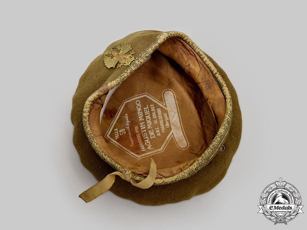 spain,_kingdom._a_spanish_army_beret_l22_mnc2175_997_1