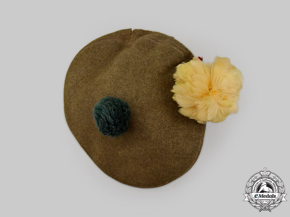 canada,_commonwealth._a_the_lorne_scots_beret_l22_mnc2186_006