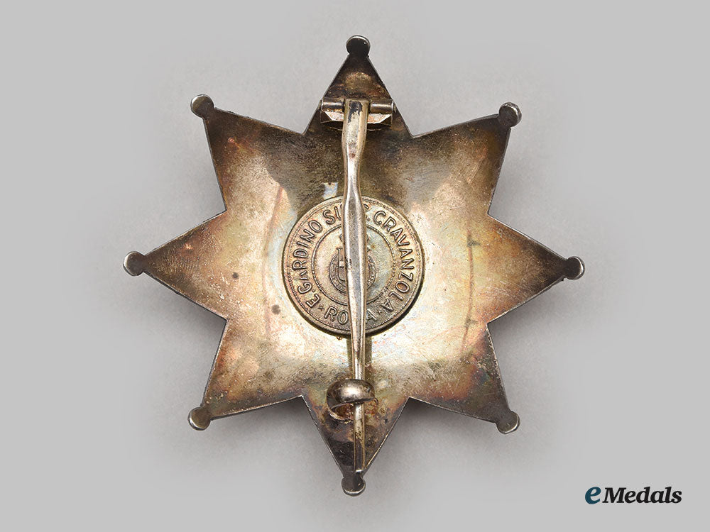 italy,_kingdom._an_italian_order_of_the_crown,_grand_officer's_star_by_e._gardino_l22_mnc2196_667_1