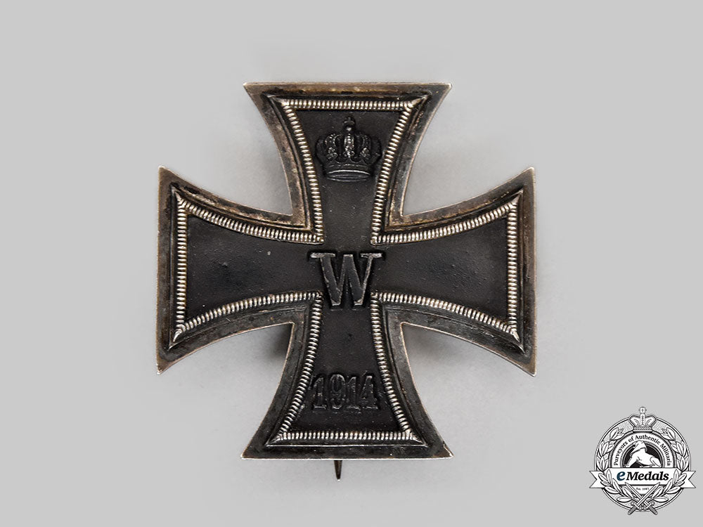 germany,_imperial._a1914_iron_cross_i_class,_with_case_l22_mnc2323_074