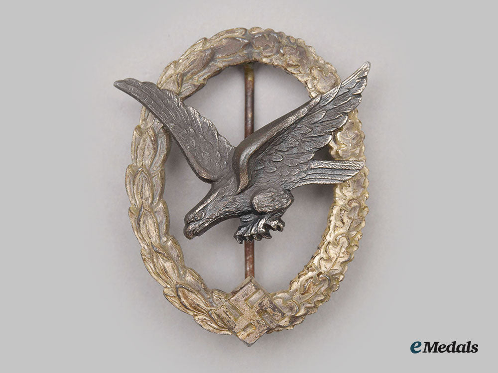 germany,_luftwaffe._an_air_gunner_and_flight_engineer_badge,_by_wilhelm_deumer_l22_mnc2365_746