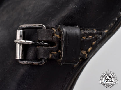 germany,_wehrmacht._a_walther_p38_holster,_reissued_to_rcaf_l22_mnc2371_438_1