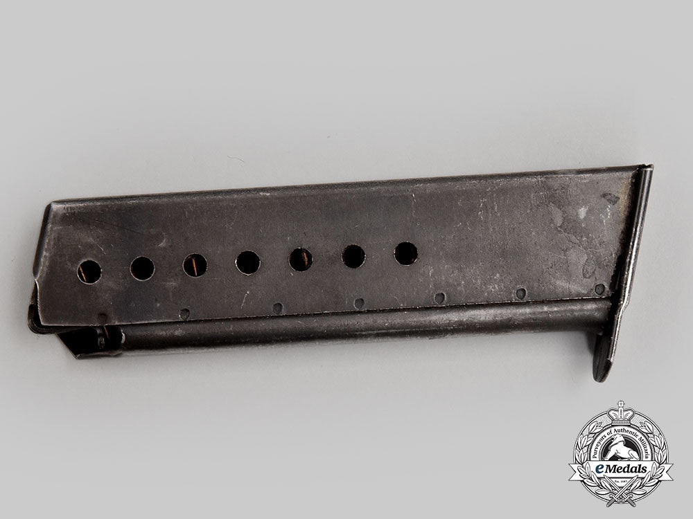 germany,_wehrmacht._a_walther_p38_holster,_reissued_to_rcaf_l22_mnc2374_440_1