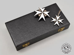United Kingdom. An Order Of St. John, Knight Of Grace Set, In Case