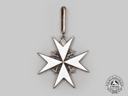 united_kingdom._an_order_of_st._john,_knight_of_grace_set,_in_case_l22_mnc2388_195