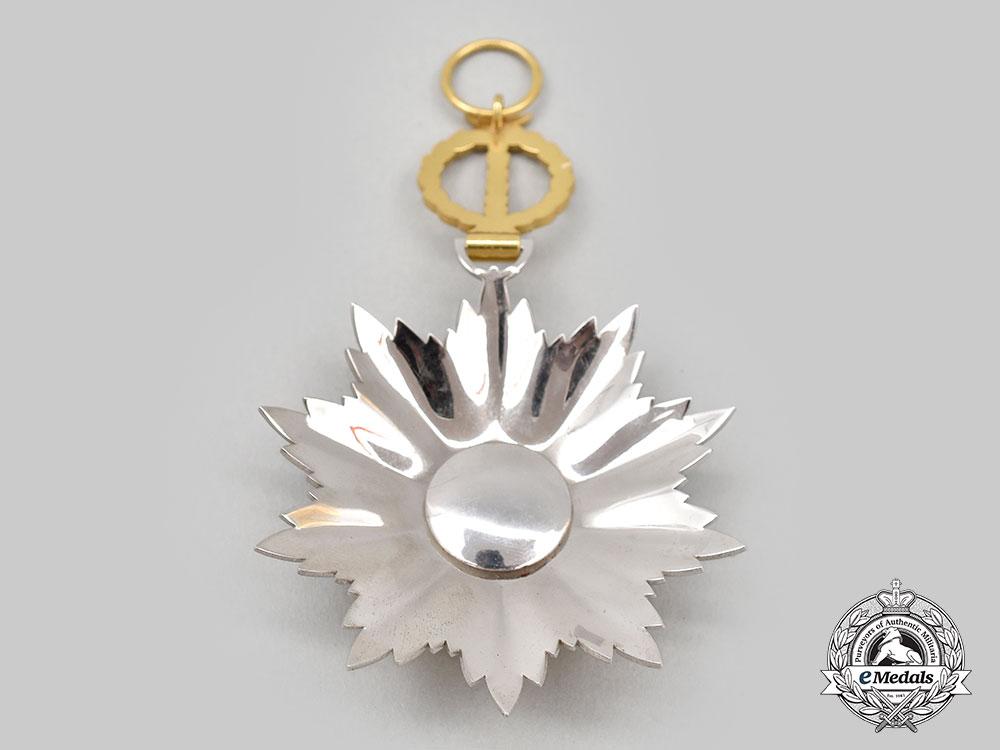 jordan,_kingdom._an_order_of_independence,_grand_cross_set_in_case,_c.1960_l22_mnc2414_206_1