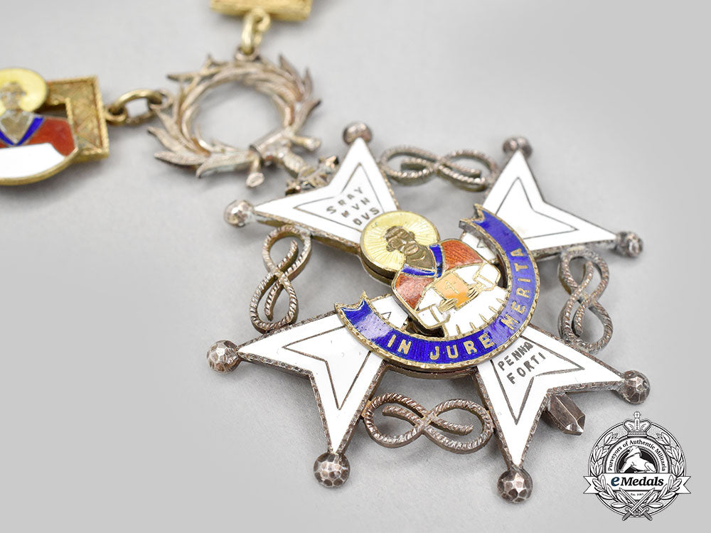 spain,_fascist_state._an_order_of_saint_raymond_of_penafort,_cross_of_honour_collar_and_star,_c.1940_l22_mnc2429_222_1