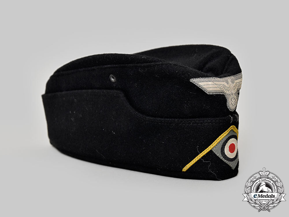 germany,_heer._an_armoured_cavalry/_reconnaissance_em/_nco’s_m35_overseas_cap,_by_willy_sprengpfeil_l22_mnc2472_239_1