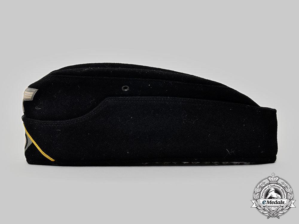 germany,_heer._an_armoured_cavalry/_reconnaissance_em/_nco’s_m35_overseas_cap,_by_willy_sprengpfeil_l22_mnc2474_241_1