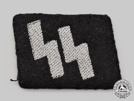 germany,_ss._a_late-_war_waffen-_ss_enlisted_personnel_runic_collar_tab_l22_mnc2481_246
