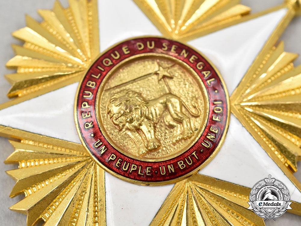 senegal,_republic._an_order_of_the_lion,_grand_cross_set_by_bacqueville,_c.1970_l22_mnc2484_252