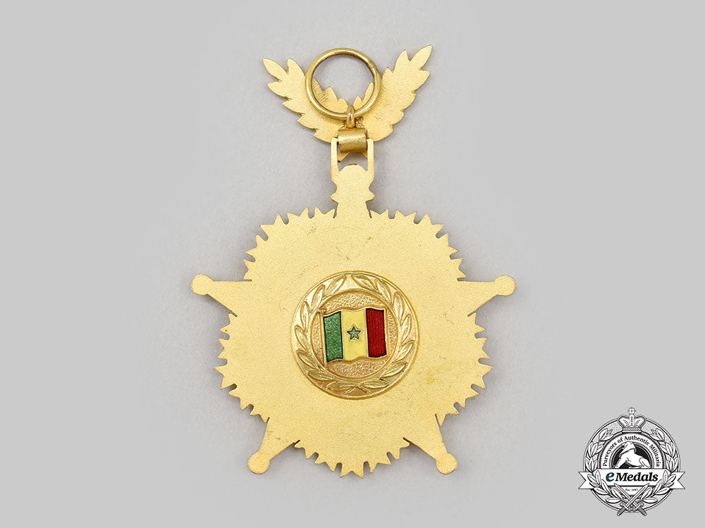 senegal,_republic._an_order_of_the_lion,_grand_cross_set_by_bacqueville,_c.1970_l22_mnc2485_251