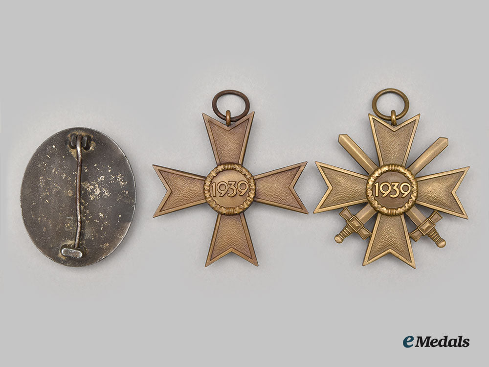 germany,_wehrmacht._a_mixed_lot_of_decorations_l22_mnc2485_798