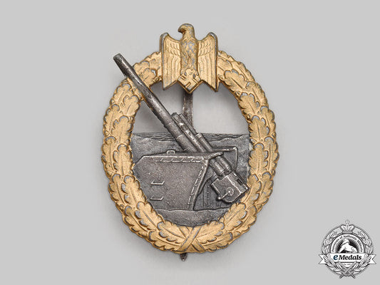 germany,_kriegsmarine._a_coastal_artillery_war_badge,_by_schwerin_l22_mnc2523_272
