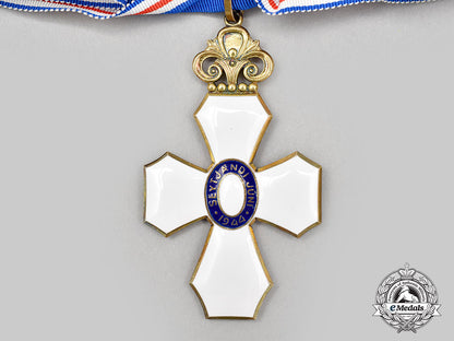 iceland,_republic._an_order_of_the_falcon,_grand_knight,_in_case_l22_mnc2540_286_1_1