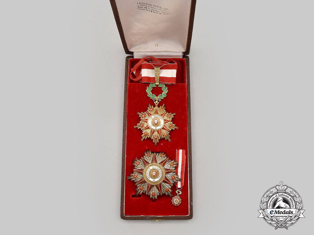 portugal,_republic._an_order_of_agricultural_and_industrial_merit,_grand_officer,_by_frederico_da_costa,_c.1930_l22_mnc2566_319