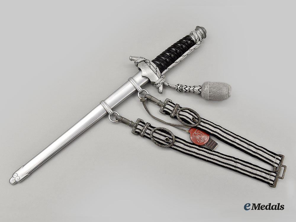 germany,_third_reich._a_rare&_mint_bahnschutz_official’s_dagger,_second_model_with_hanger,_by_carl_eickhorn_l22_mnc2601_605