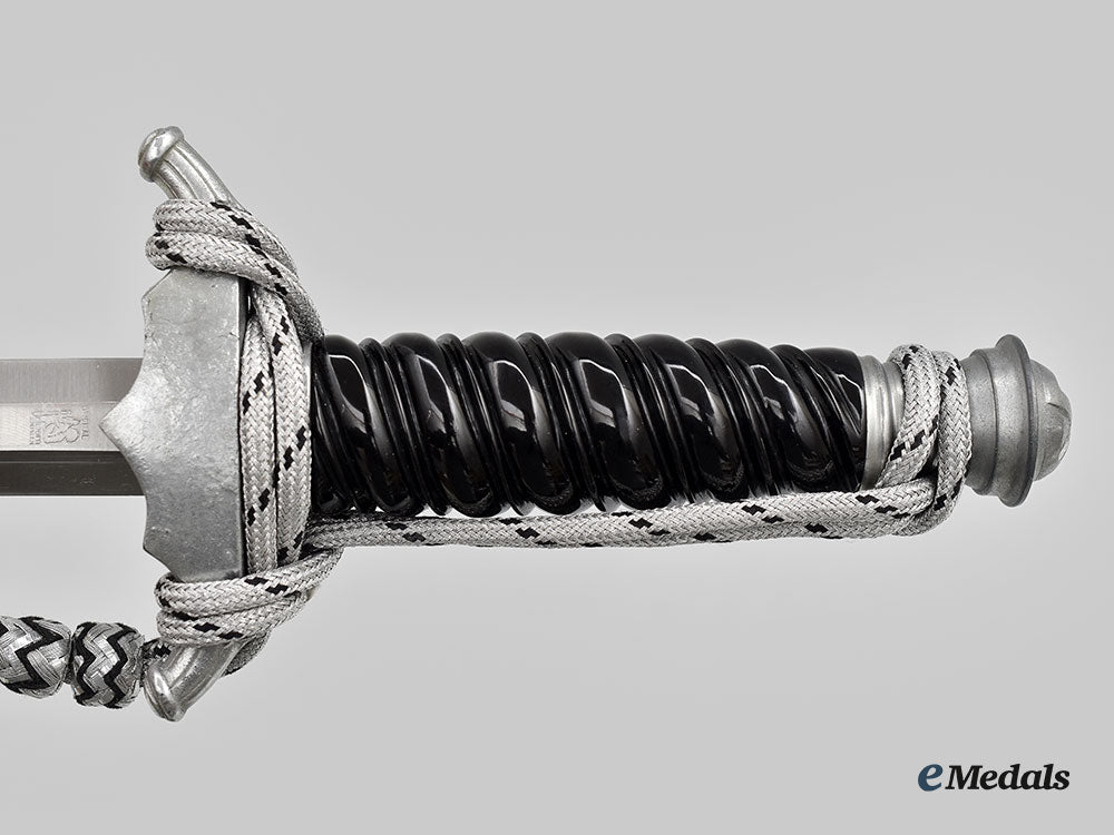 germany,_third_reich._a_rare&_mint_bahnschutz_official’s_dagger,_second_model_with_hanger,_by_carl_eickhorn_l22_mnc2607_608