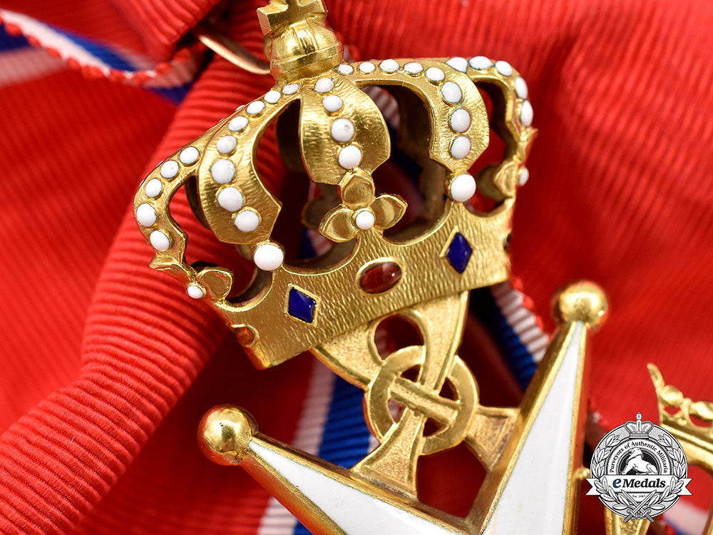 norway,_kingdom._an_order_of_st._olav,_grand_cross_set_in_gold,_by_tostrup_l22_mnc2621_338_1