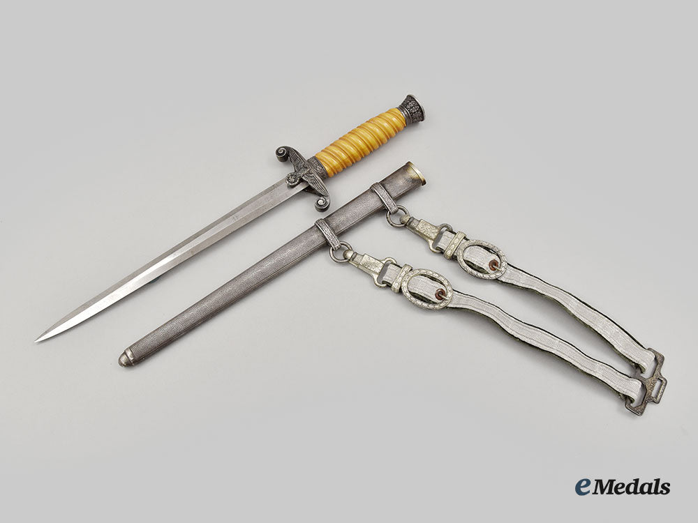 germany,_heer._an_officer’s_dress_dagger,_with_hanger,_by_carl_eickhorn_l22_mnc2646_627