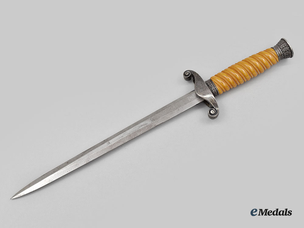 germany,_heer._an_officer’s_dress_dagger,_with_hanger,_by_carl_eickhorn_l22_mnc2648_628