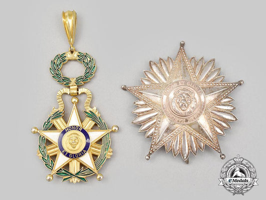 paraguay,_republic._a_national_order_of_merit,_grand_cross_set,_c.1970_l22_mnc2674_374