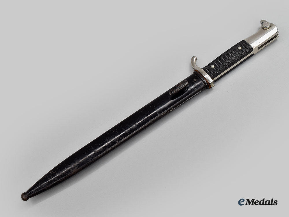 germany,_luftwaffe._a_fallschirmjäger-_regiment1_commemorative_bayonet,_by_weyersberg,_kirschbaum&_cie_l22_mnc2680_649_1