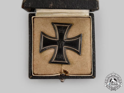 germany,_imperial._a1914_iron_cross_i_class,_with_case_l22_mnc2693_061