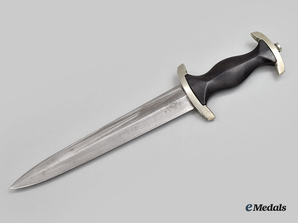 germany,_ss._a_model1933_dagger,_post-1945_collector’s_example,_by_perfektum_l22_mnc2694_658