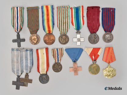 international._mixed_lot_of_fifteen_european_medals_l22_mnc2705_889_1