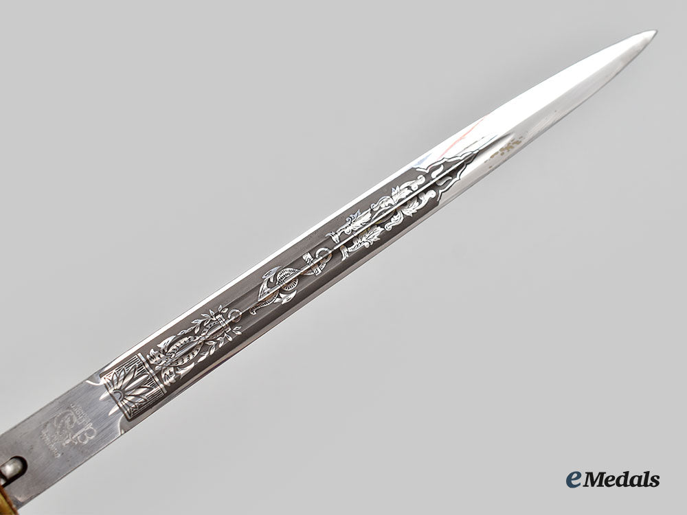 germany,_kriegsmarine._an_officer’s_dress_dagger,_by_carl_eickhorn_l22_mnc2724_677