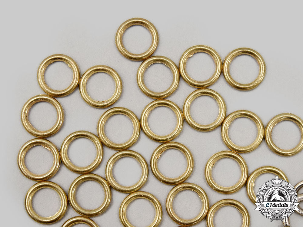 germany,_third_reich._a_mixed_lot_of_buttons_and_insignia_l22_mnc2739_214_1