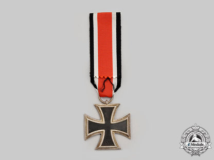 germany,_wehrmacht._a1939_iron_cross_ii_class_l22_mnc2758_161