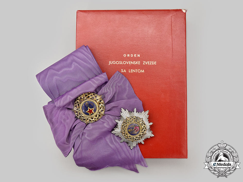 yugoslavia,_republic._an_order_of_the_yugoslav_star,_i_class_set_in_gold_with_rubies,_by_ikom,_c.1960_l22_mnc2790_220