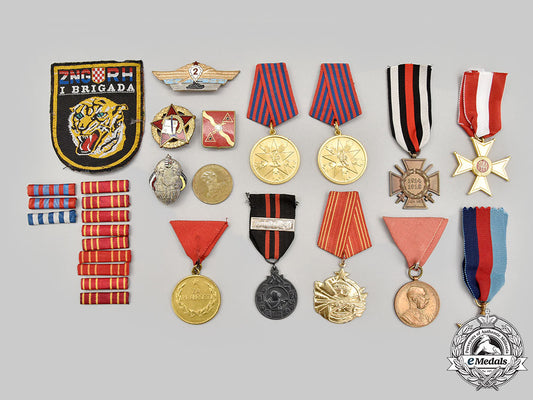 international._a_lot_of_twenty-_seven_medals,_badges_and_ribbon_bars_l22_mnc2927_429_1_1_1_1