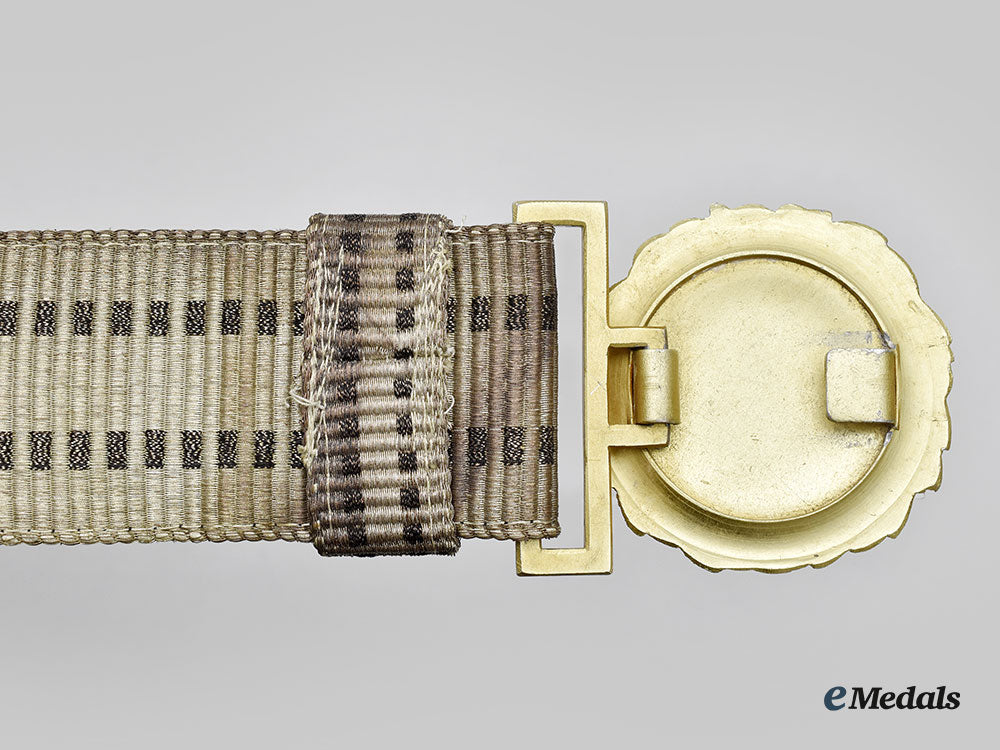 germany,_kriegsmarine._an_officer’s_brocade_and_buckle,_with_veteran-_assembled_buttons_and_insignia_l22_mnc2979_811