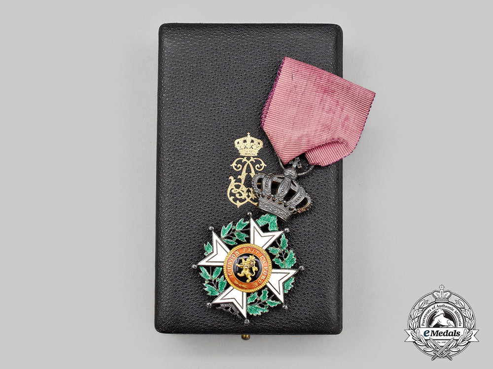 belgium,_kingdom._an_order_of_leopold_i,_v_class_knight,_civil_division,_cased_l22_mnc2980_540