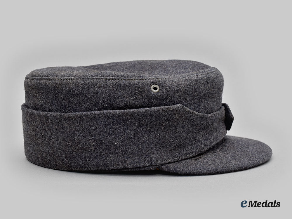 germany,_hj._a_flakhelfer’s_field_cap_l22_mnc2986_706