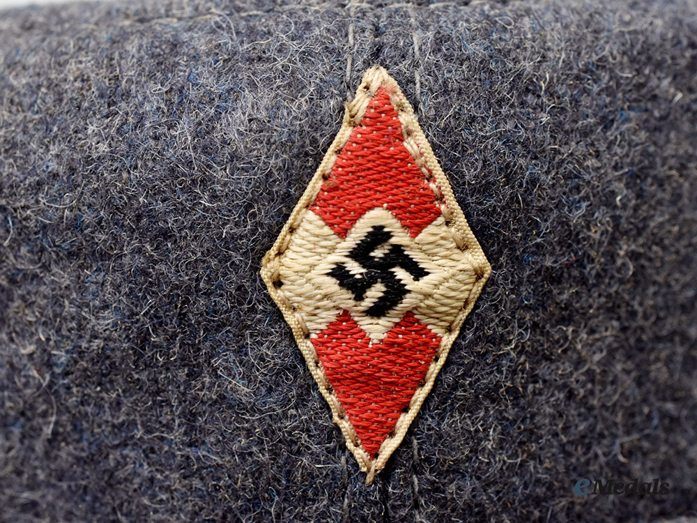 germany,_hj._a_flakhelfer’s_field_cap_l22_mnc2993_710