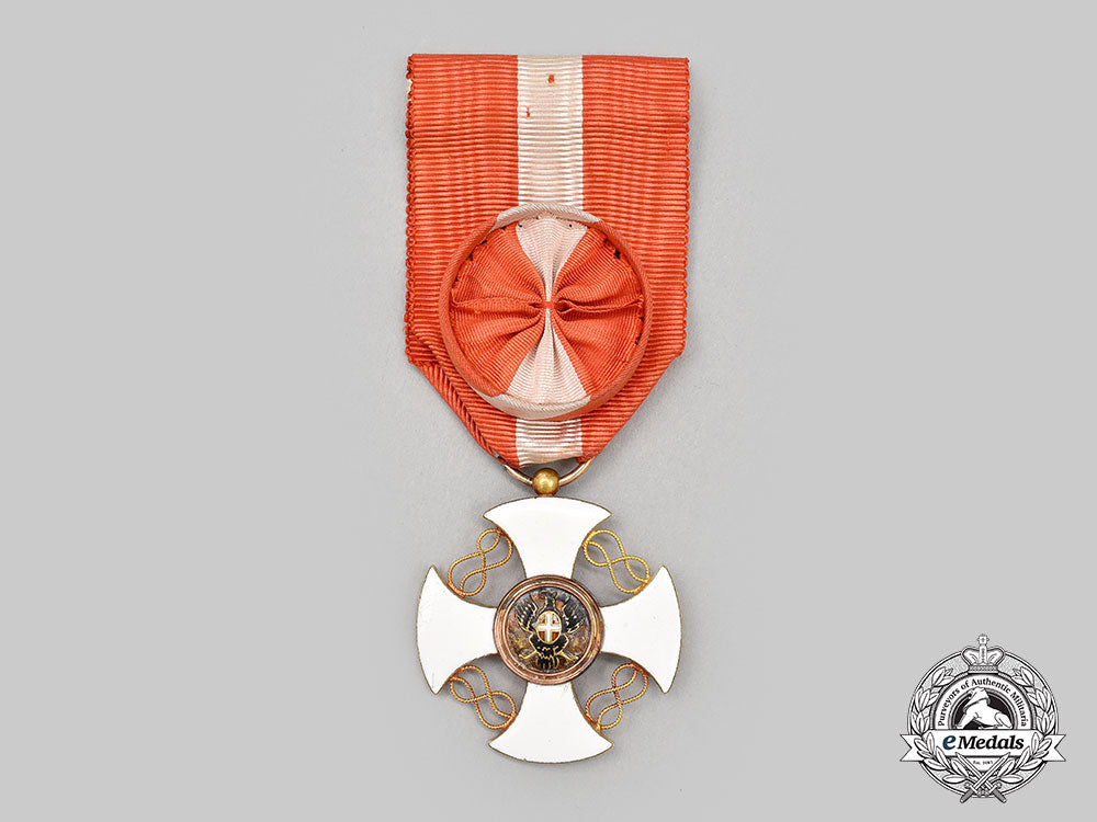 italy,_kingdom._an_order_of_the_crown_of_italy,_iv_class_officer,_cased_l22_mnc3020_567