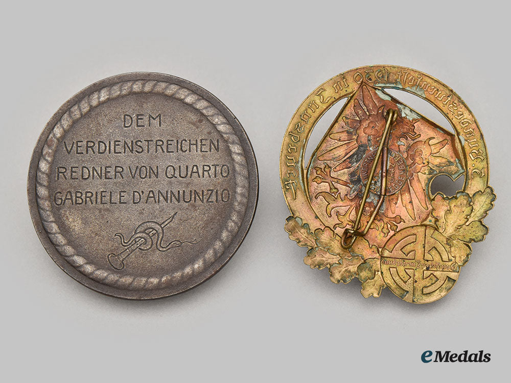 austria,_empire._a_medallion_mocking_gabriele_d’annunzio&_a_medal_for_the_federal_gymnastics_festival,1930_l22_mnc3049_068_1