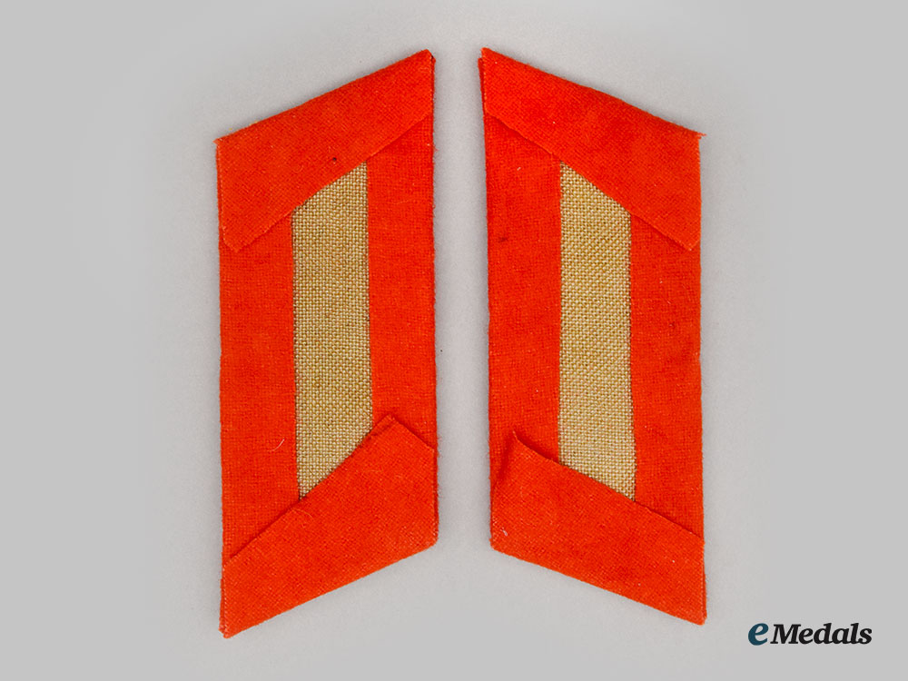 germany,_wehrmacht._a_mint_and_unissued_set_of_general’s_collar_tabs_l22_mnc3082_082